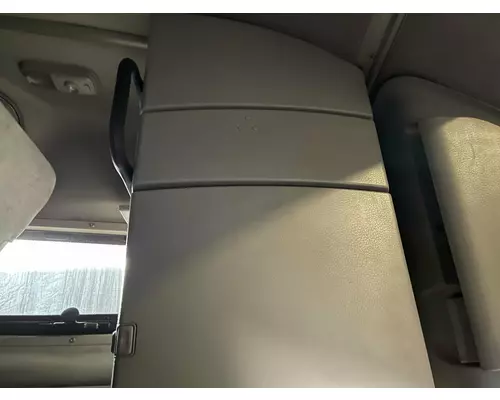 Volvo VNL Sleeper Cabinets