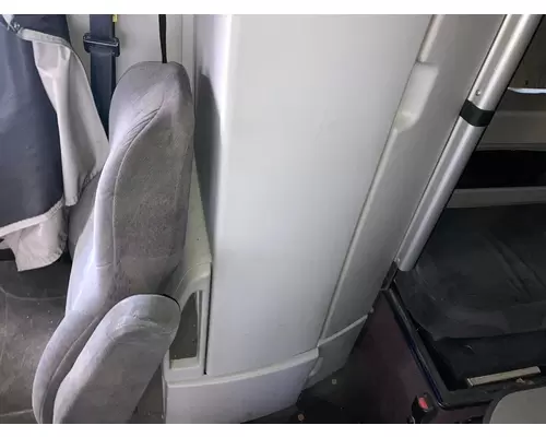 Volvo VNL Sleeper Cabinets