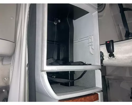 Volvo VNL Sleeper Cabinets