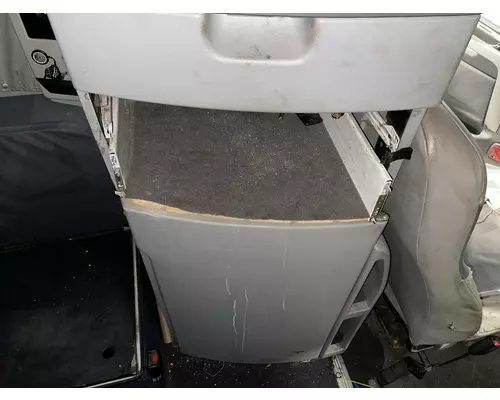 Volvo VNL Sleeper Cabinets