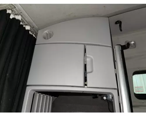 Volvo VNL Sleeper Cabinets