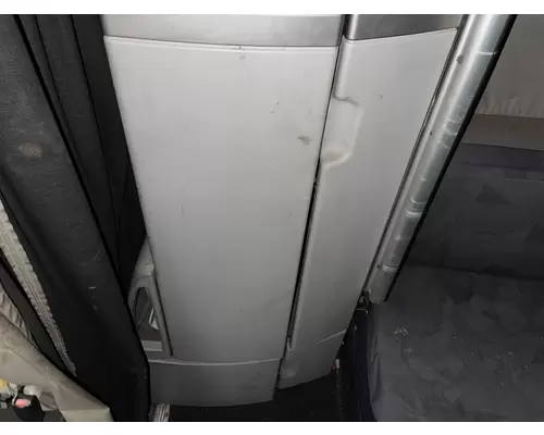 Volvo VNL Sleeper Cabinets