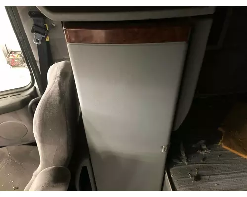 Volvo VNL Sleeper Cabinets