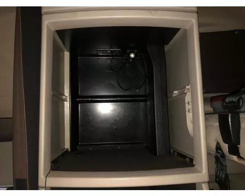 Volvo VNL Sleeper Cabinets