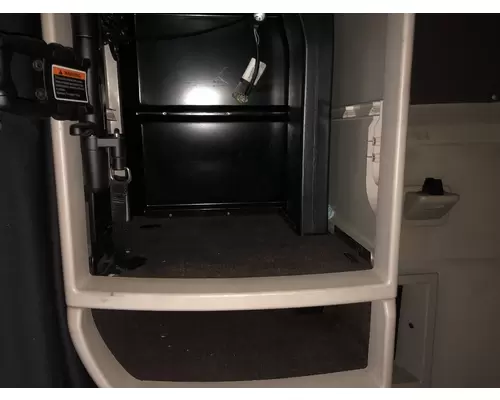 Volvo VNL Sleeper Cabinets