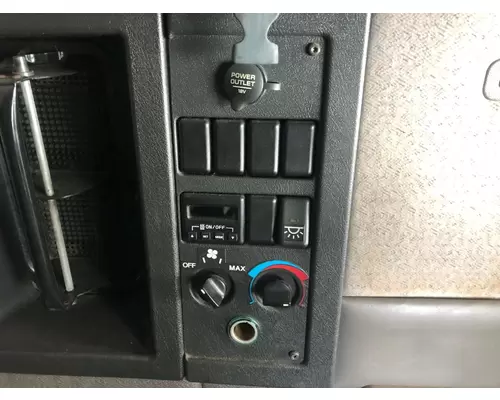 Volvo VNL Sleeper Controls