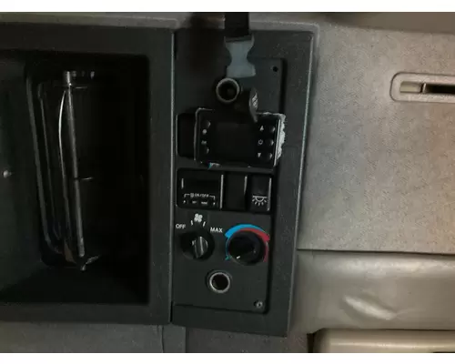 Volvo VNL Sleeper Controls