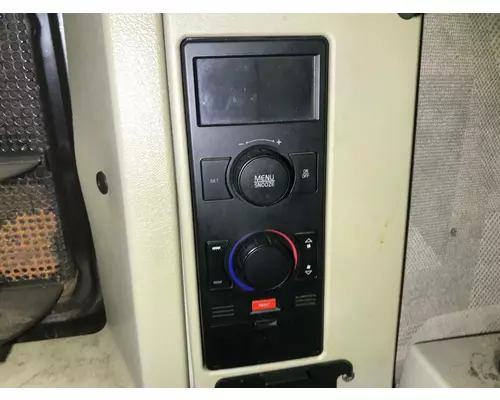 Volvo VNL Sleeper Controls