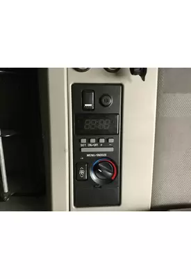 Volvo VNL Sleeper Controls