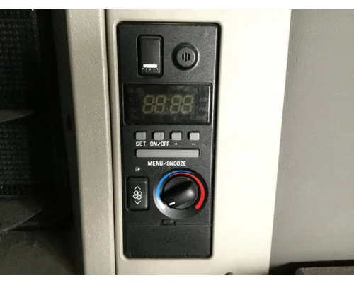 Volvo VNL Sleeper Controls