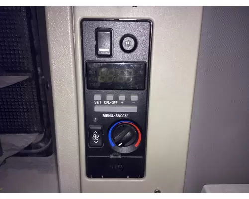 Volvo VNL Sleeper Controls