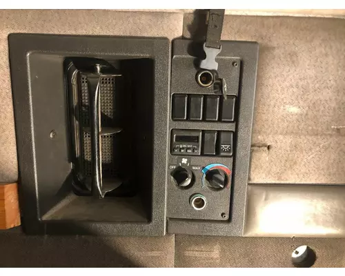 Volvo VNL Sleeper Controls