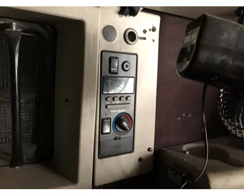 Volvo VNL Sleeper Controls