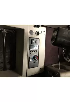 Volvo VNL Sleeper Controls