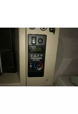 Volvo VNL Sleeper Controls