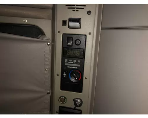 Volvo VNL Sleeper Controls