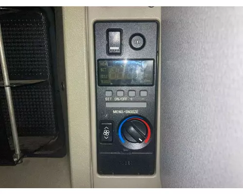 Volvo VNL Sleeper Controls