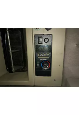 Volvo VNL Sleeper Controls