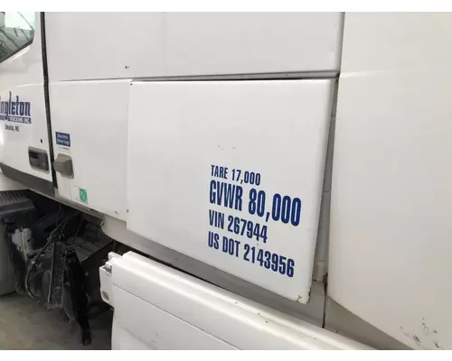 Volvo VNL Sleeper Door