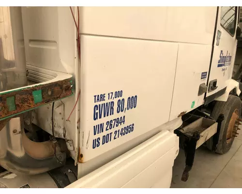 Volvo VNL Sleeper Door