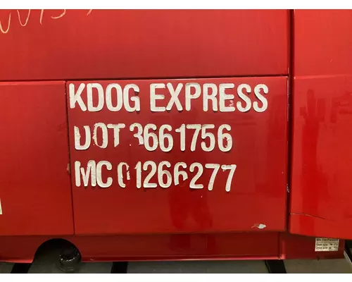 Volvo VNL Sleeper Door