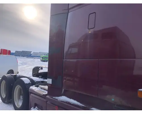 Volvo VNL Sleeper Fairing