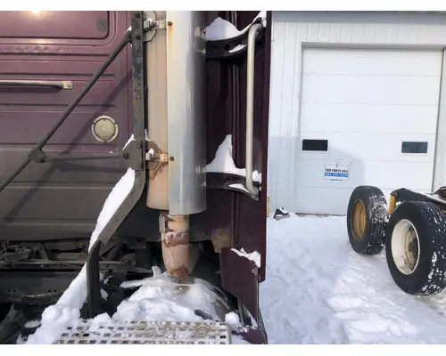 Volvo VNL Sleeper Fairing