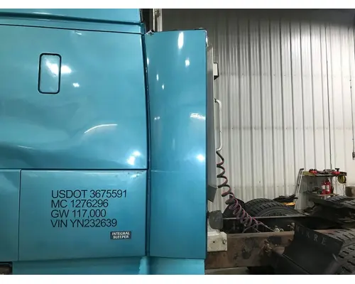 Volvo VNL Sleeper Fairing