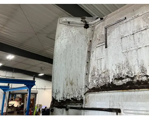 Volvo VNL Sleeper Fairing