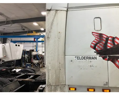 Volvo VNL Sleeper Fairing