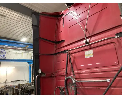 Volvo VNL Sleeper Fairing