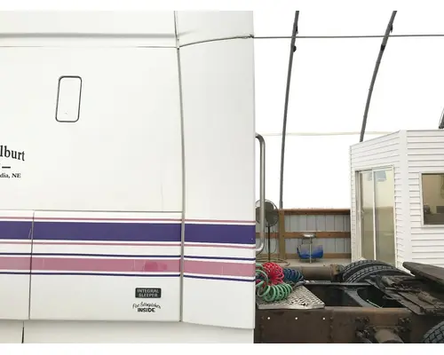 Volvo VNL Sleeper Fairing