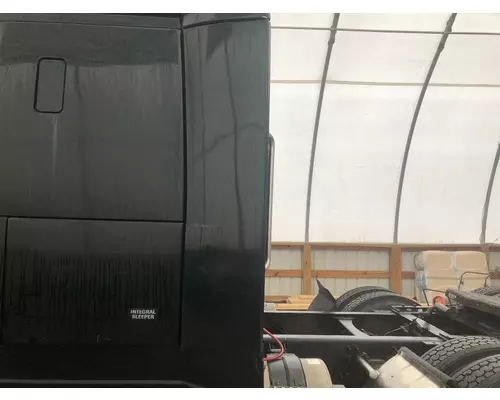 Volvo VNL Sleeper Fairing
