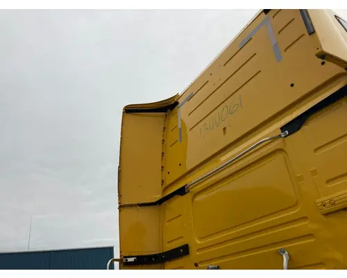 Volvo VNL Sleeper Fairing