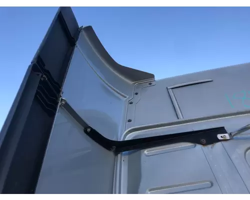 Volvo VNL Sleeper Fairing