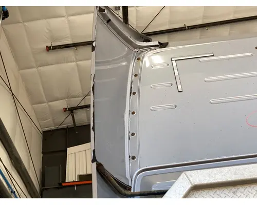 Volvo VNL Sleeper Fairing