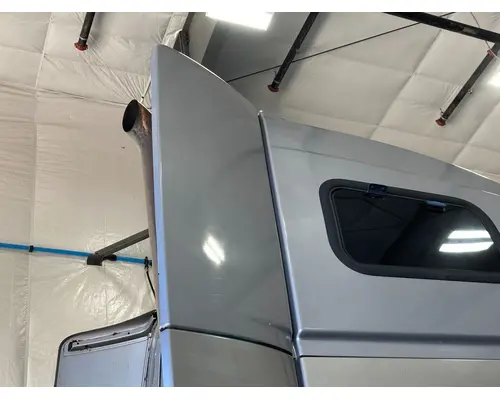 Volvo VNL Sleeper Fairing