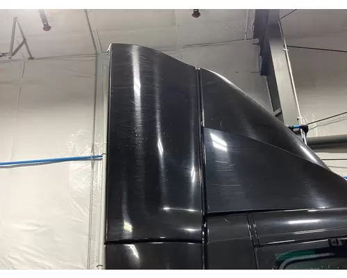 Volvo VNL Sleeper Fairing