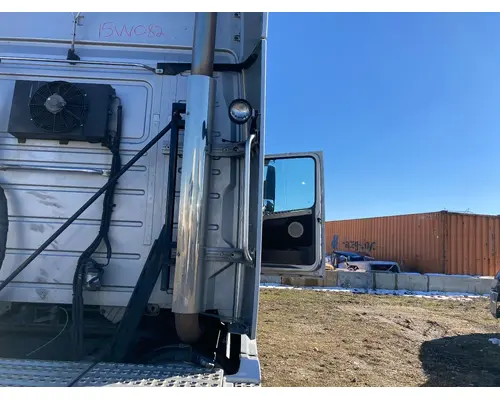 Volvo VNL Sleeper Fairing