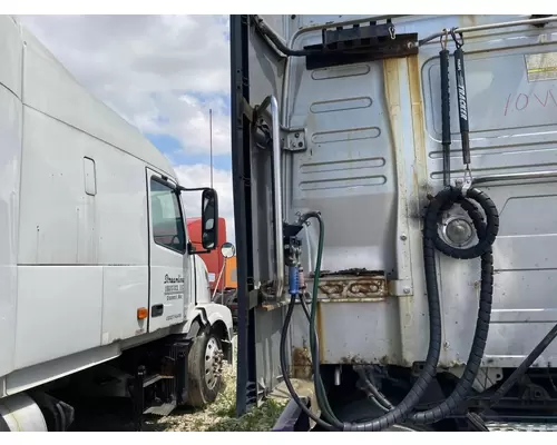 Volvo VNL Sleeper Fairing