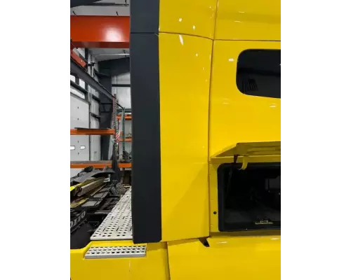 Volvo VNL Sleeper Fairing