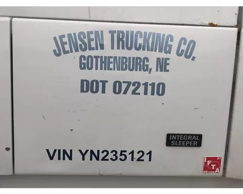 Volvo VNL Sleeper