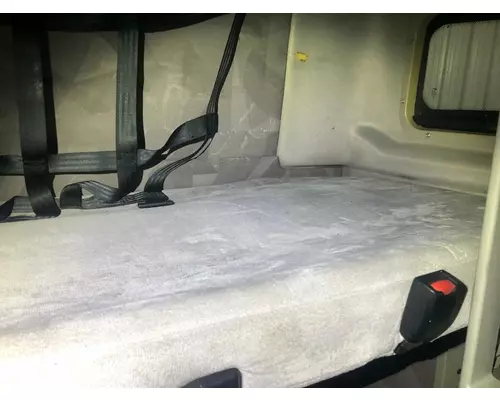 Volvo VNL Sleeper