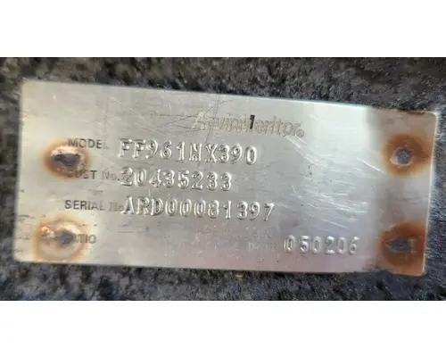 Volvo VNL Spindle  Knuckle, Front