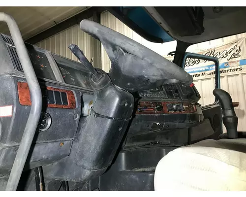 Volvo VNL Steering Column