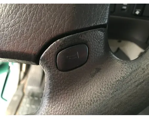 Volvo VNL Steering Column