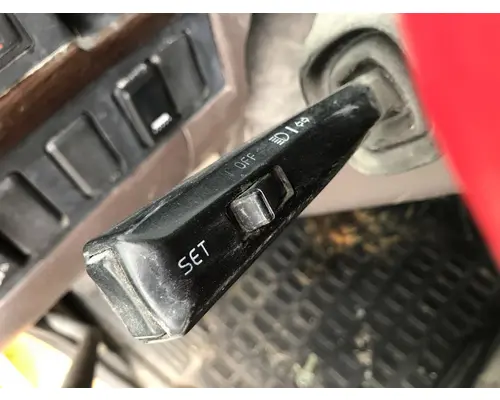 Volvo VNL Steering Column