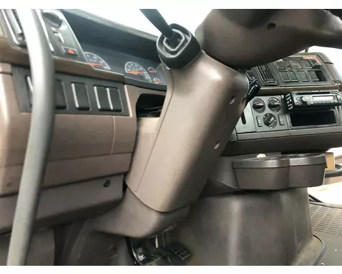 Volvo VNL Steering Column