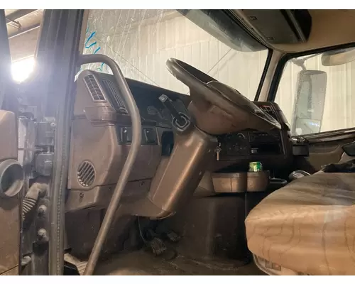 Volvo VNL Steering Column