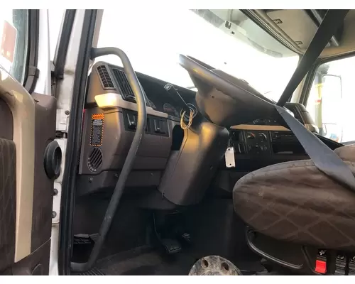 Volvo VNL Steering Column